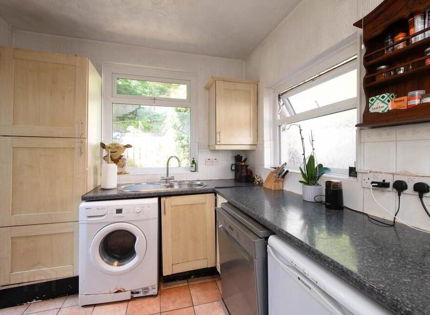 29 Dunlambert Drive, Belfast, BT15 3NE