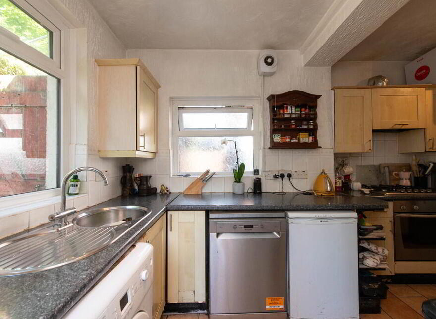 29 Dunlambert Drive, Belfast, BT15 3NE