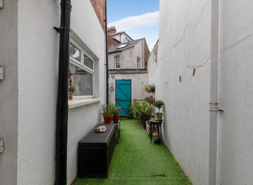 61 Rugby Road, University Street, Belfast, BT7 1PT