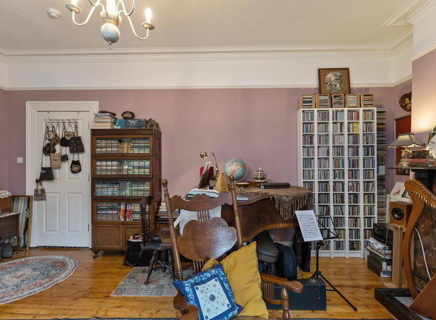 61 Rugby Road, University Street, Belfast, BT7 1PT