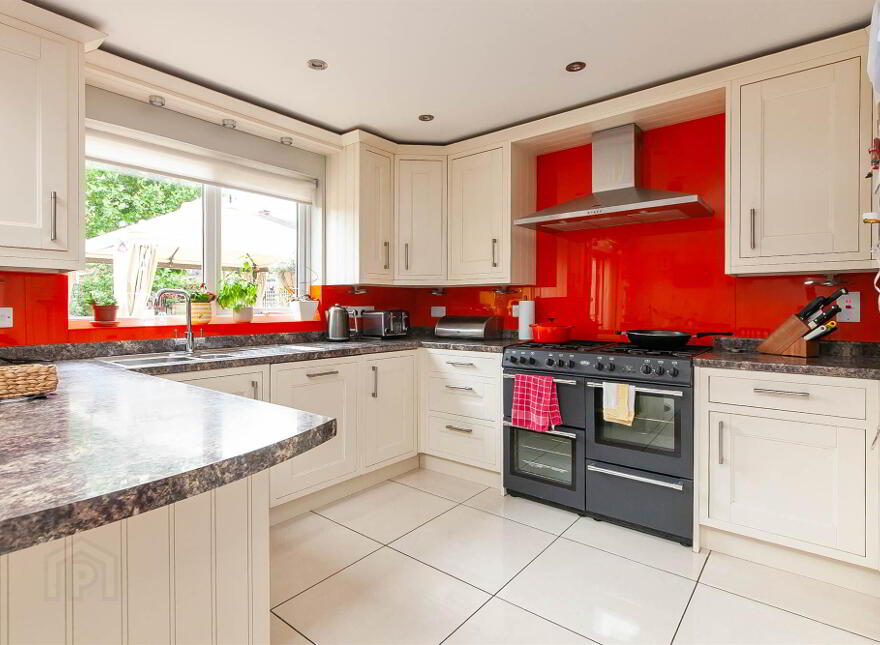 412 Upper Newtownards Road, Ballyhackamore, Belfast, BT4 3EZ