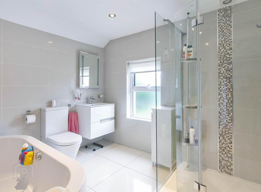 412 Upper Newtownards Road, Ballyhackamore, Belfast, BT4 3EZ