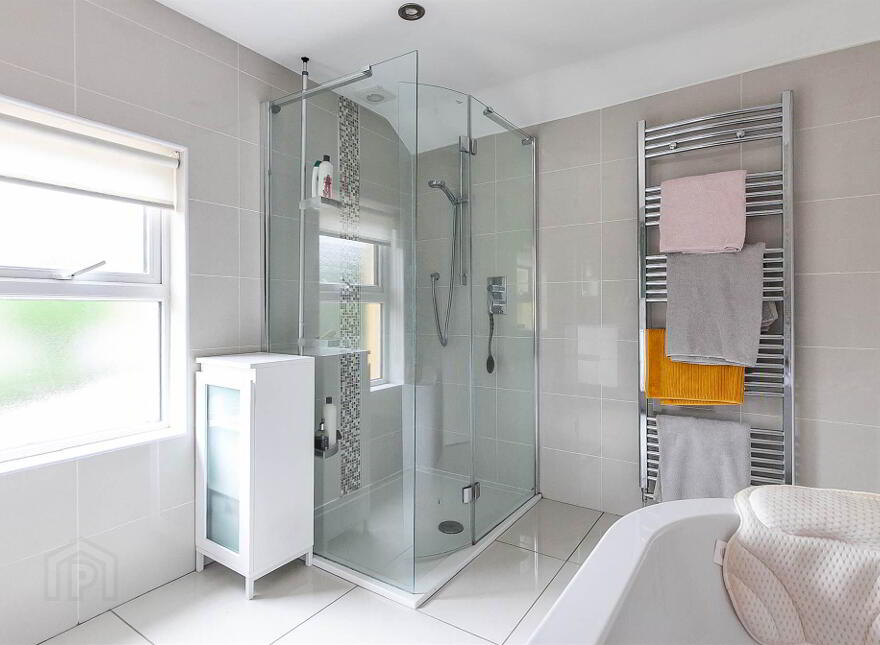 412 Upper Newtownards Road, Ballyhackamore, Belfast, BT4 3EZ
