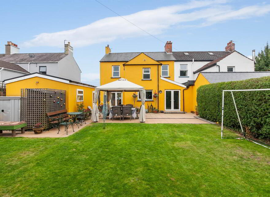 412 Upper Newtownards Road, Ballyhackamore, Belfast, BT4 3EZ