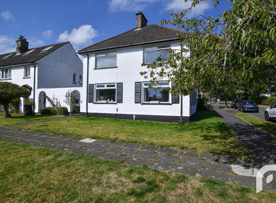 316 Merville Garden Village, Newtownabbey, BT37 9TU photo