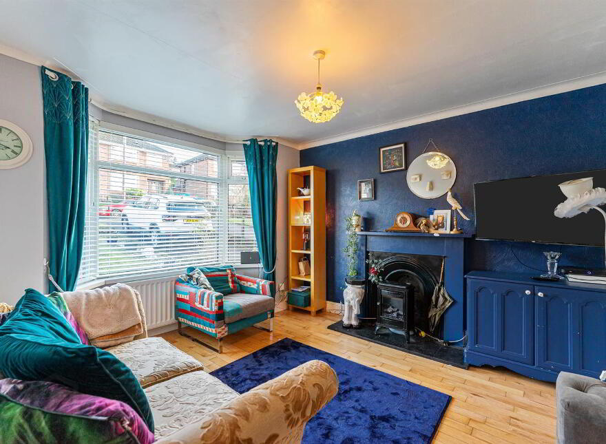 14 Glenview Gardens, Belfast, BT5 7LY