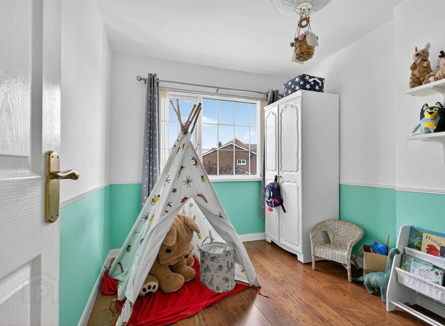 3 Larkfield Manor, Belfast, BT4 1QN