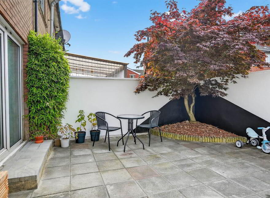 3 Larkfield Manor, Belfast, BT4 1QN