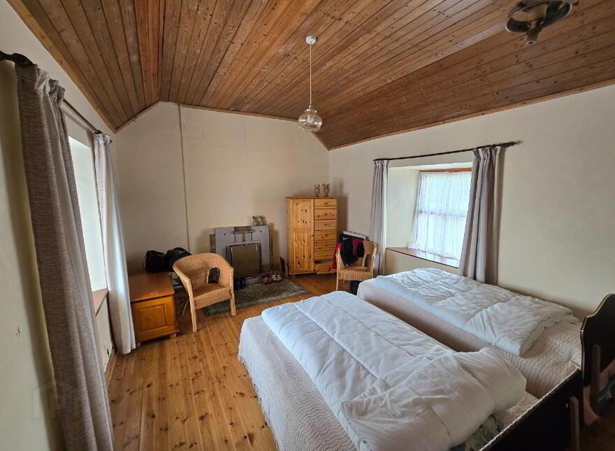 2 Ballinasack Road, Mullaghbawn, Newry, BT35 9XT
