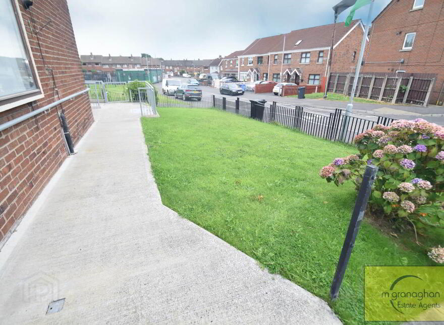 17b South Link, Belfast, BT11 8GX