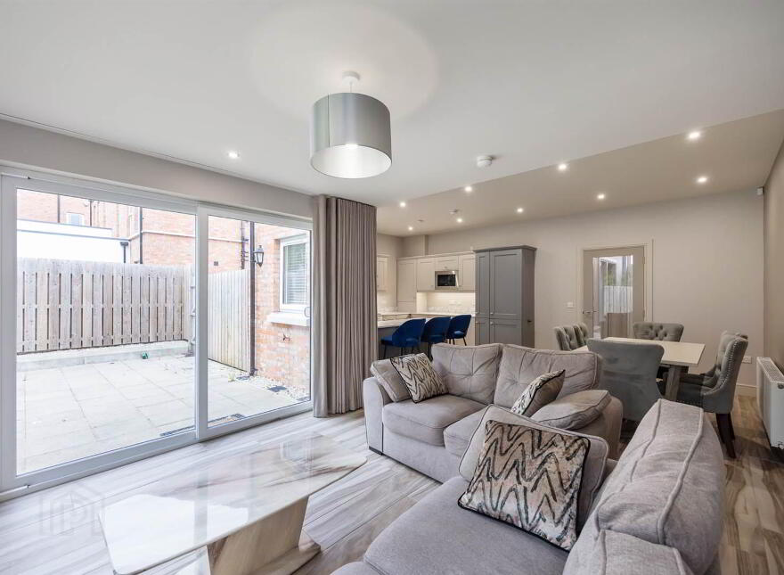 14 Lesley Chase, Knockagh Chase, Upper Road, Greenisland, BT38 8GU