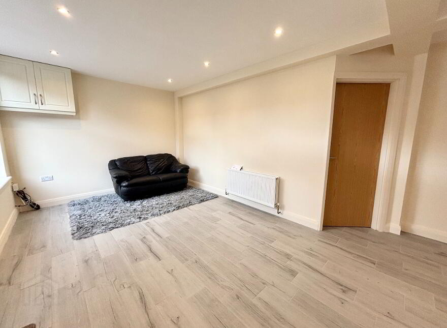 118 Queen Street, Ballymena, BT42 2BE