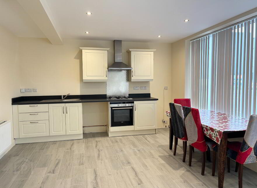 118 Queen Street, Ballymena, BT42 2BE