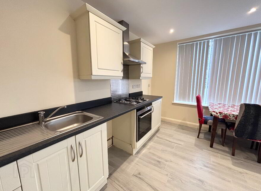 118 Queen Street, Ballymena, BT42 2BE
