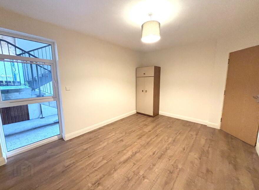 118 Queen Street, Ballymena, BT42 2BE