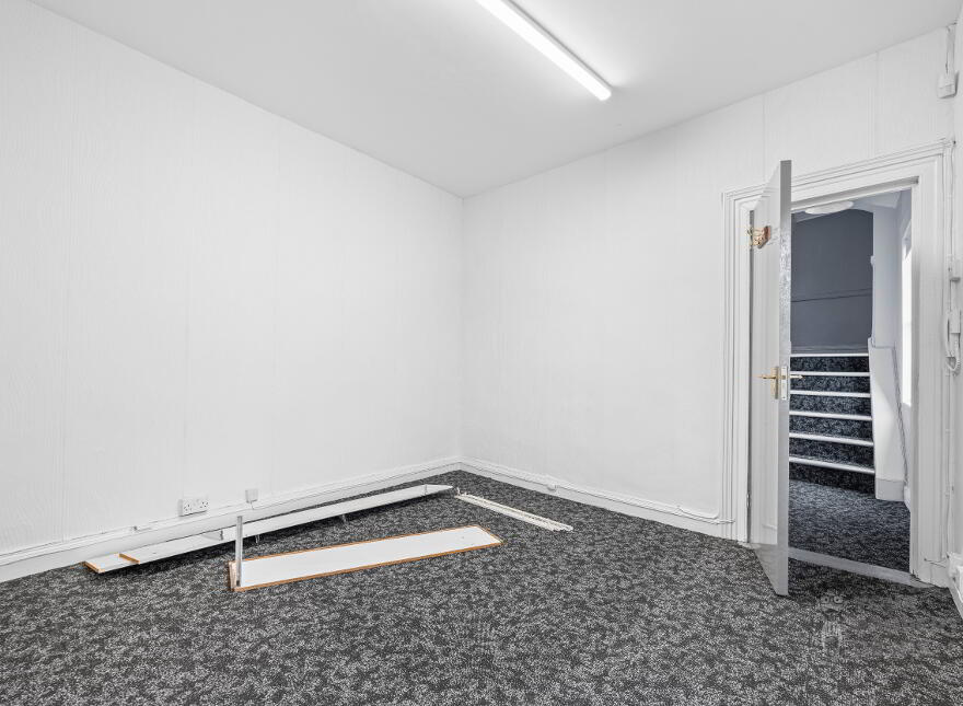 Office 6, 395 Lisburn Road, Belfast, BT9 7EW
