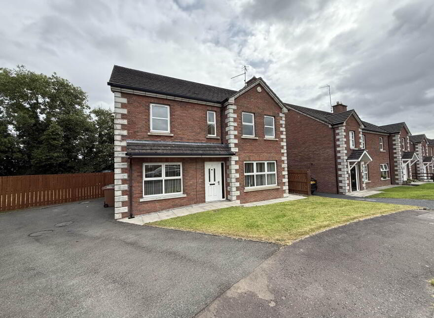 18 Edenderry Drive, Dungannon, BT71 7TX photo