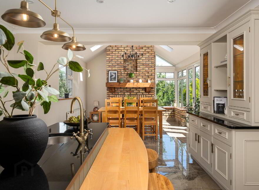 Castlequarter, Coosan, Athlone, N37XT99