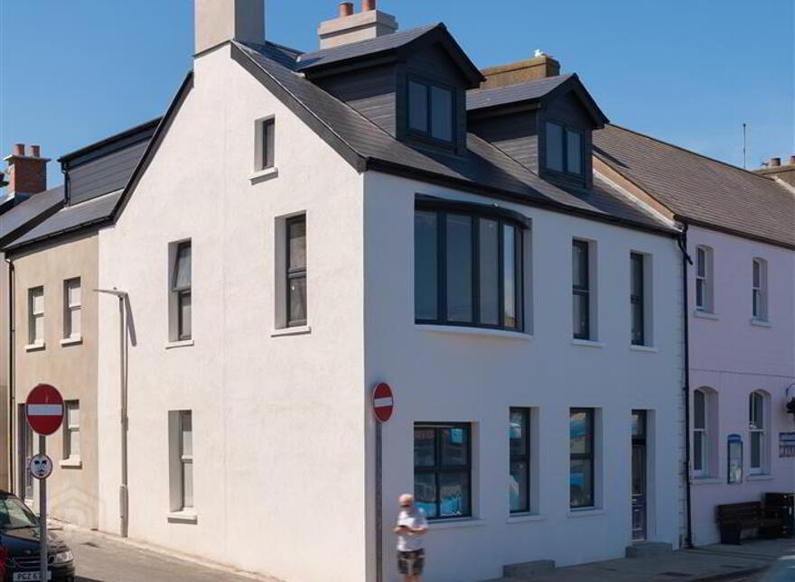 7 Parade, Donaghadee, BT21 0AE