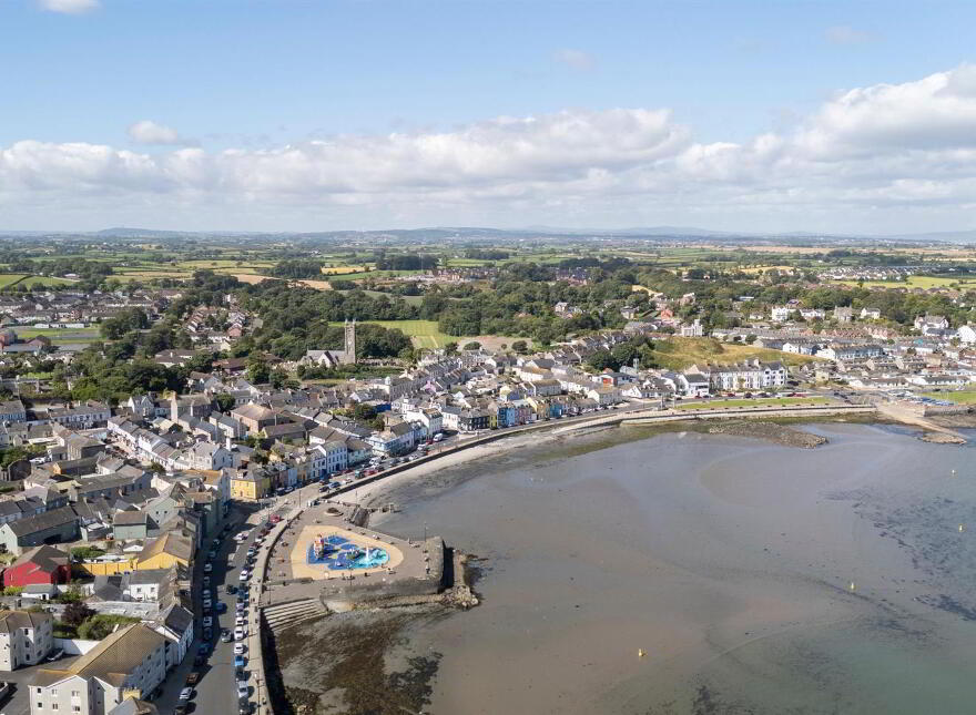 7 Parade, Donaghadee, BT21 0AE