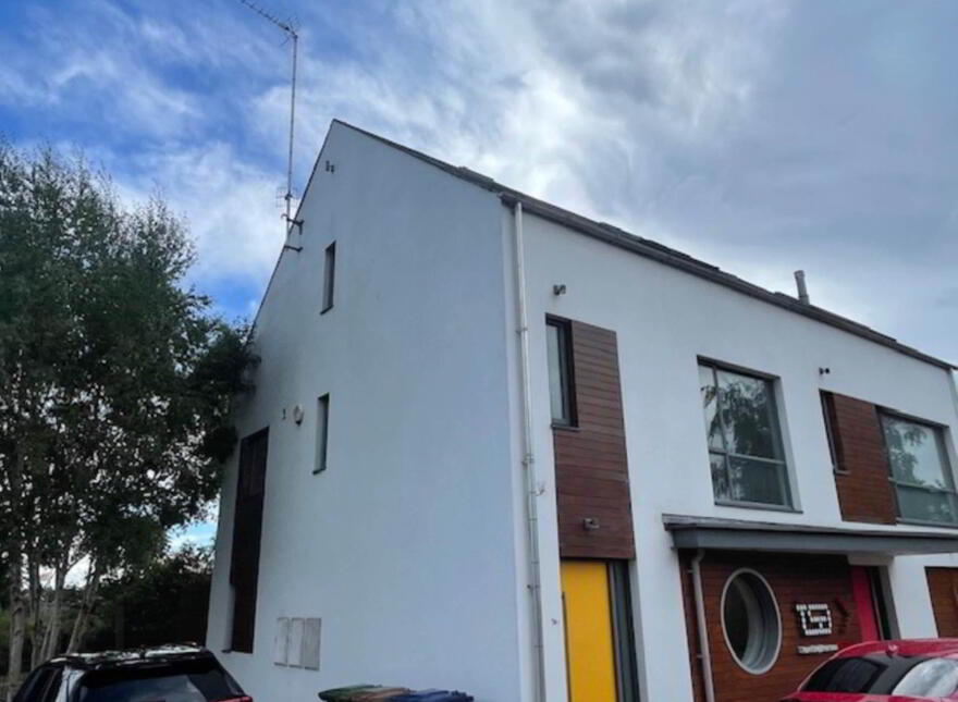 74, B Gilford Road, Portadown, Craigavon, BT63 5EG photo