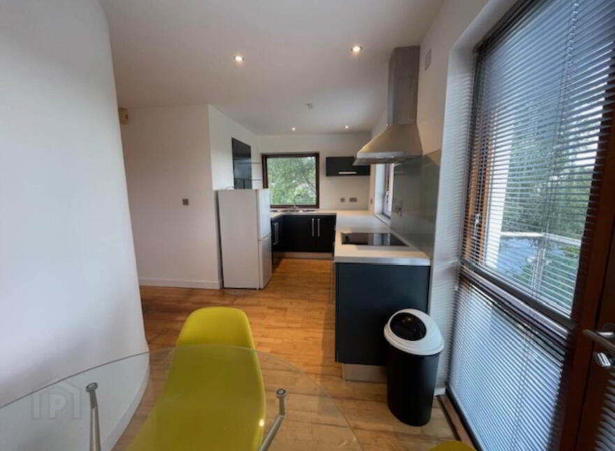 74, B Gilford Road, Portadown, Craigavon, BT63 5EG