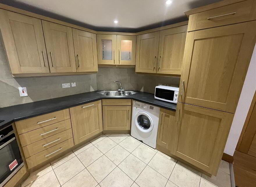 Apt 5, 230 Malone Road, Malone, Belfast, BT9 5LQ
