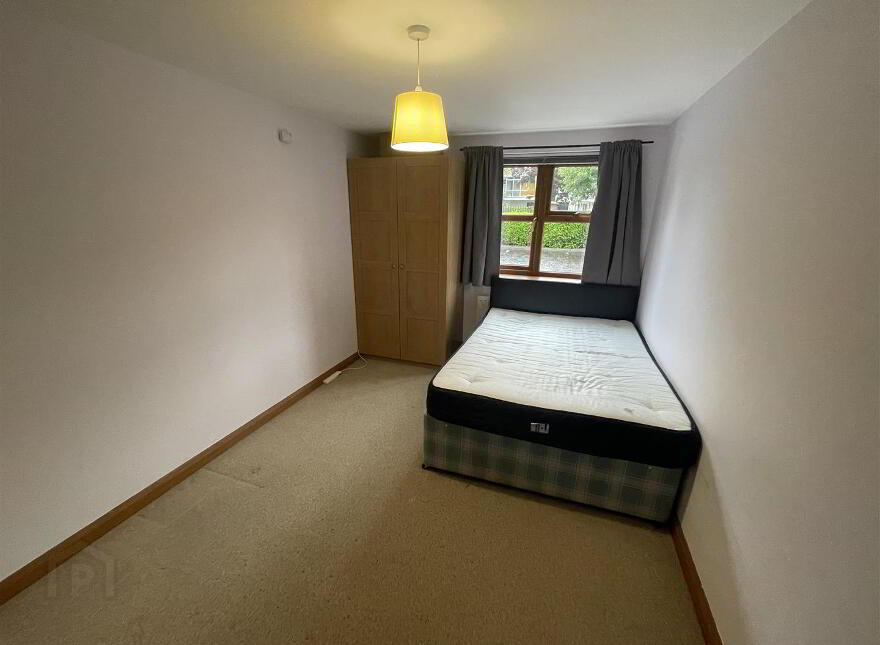 Apt 5, 230 Malone Road, Malone, Belfast, BT9 5LQ