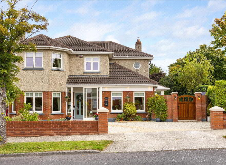 Evergreen, 2 Orlagh Close, Scholarstown Road, Dublin, D16P7N0 photo