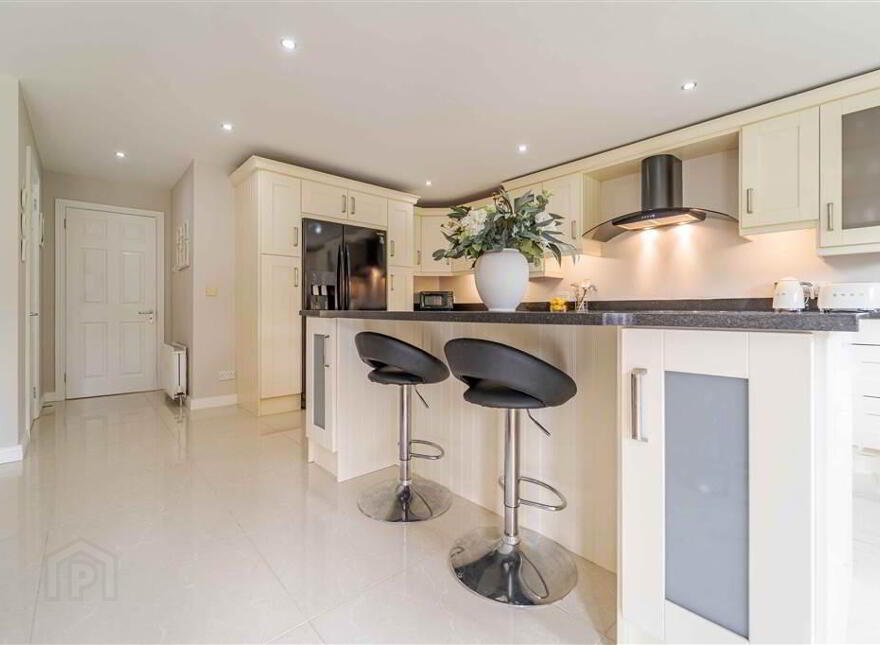26 Magheralave Court, Lisburn, BT28 3BY