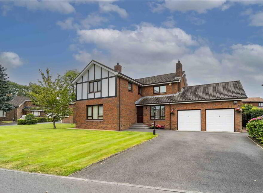 26 Magheralave Court, Lisburn, BT28 3BY