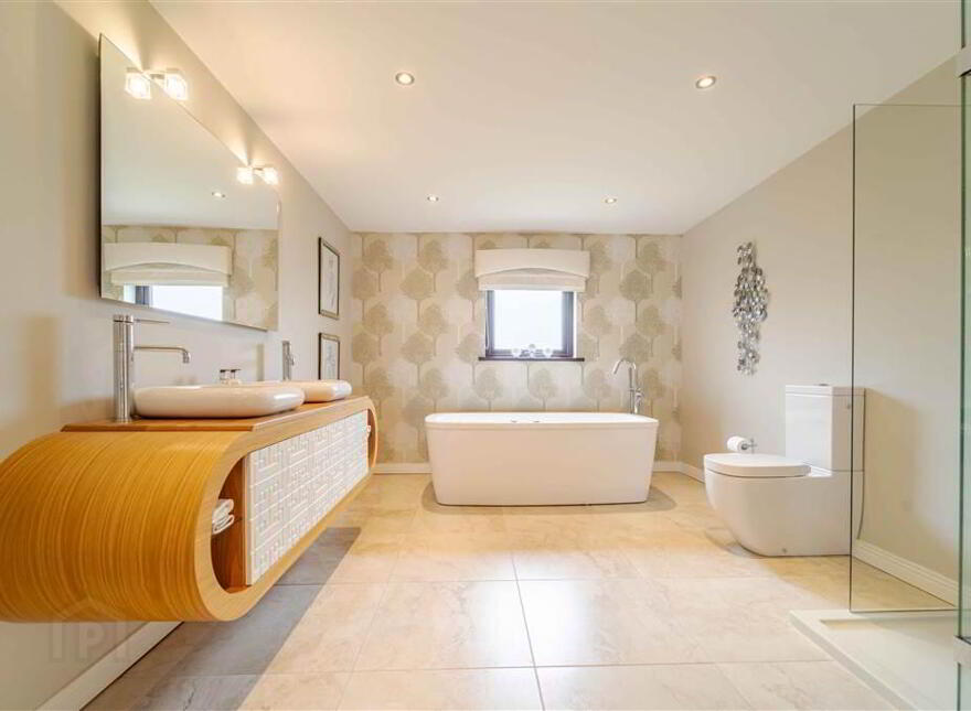 26 Magheralave Court, Lisburn, BT28 3BY
