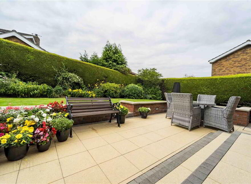 26 Magheralave Court, Lisburn, BT28 3BY