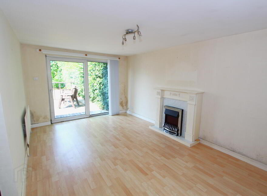 1a Warren Park Avenue, Lisburn, BT28 1HG