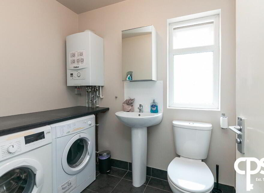 28 Wellesley Avenue, Belfast, BT9 6DG