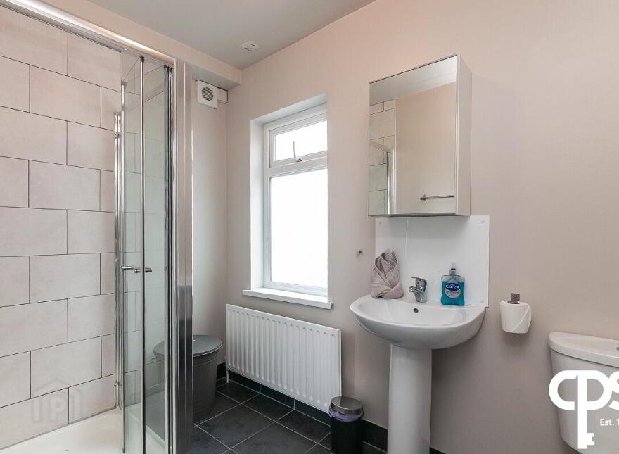 28 Wellesley Avenue, Belfast, BT9 6DG