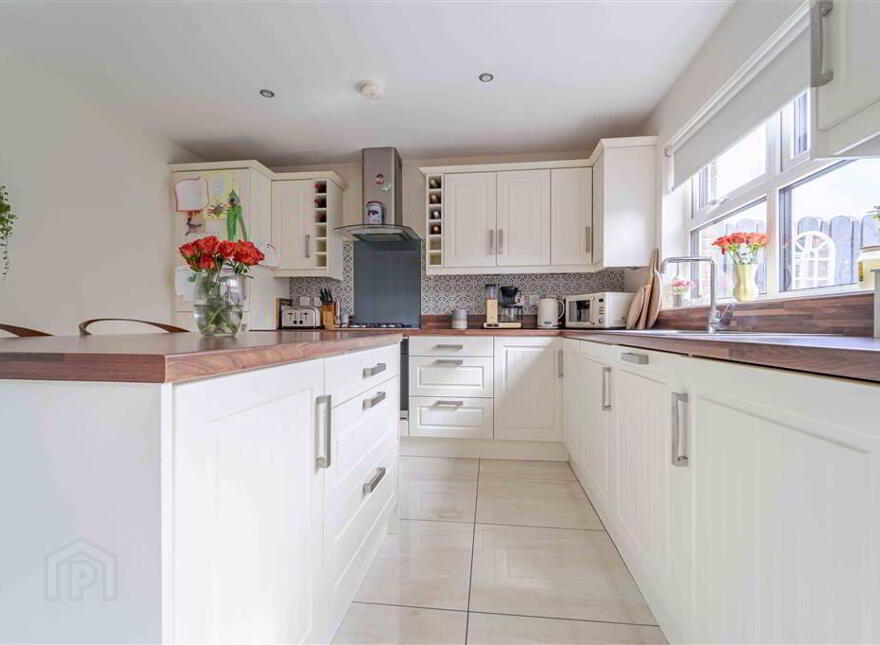 35 Belsize Meadows, Lisburn, BT27 4EH