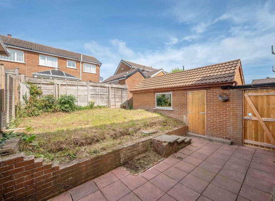 11 Cairnsville Park, Bangor, BT19 6EW