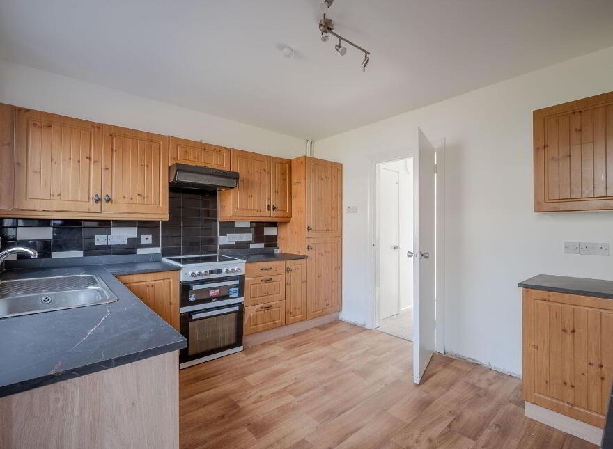 11 Cairnsville Park, Bangor, BT19 6EW