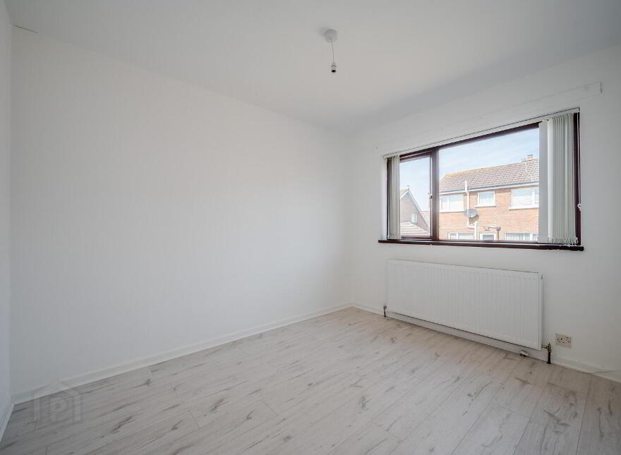 11 Cairnsville Park, Bangor, BT19 6EW