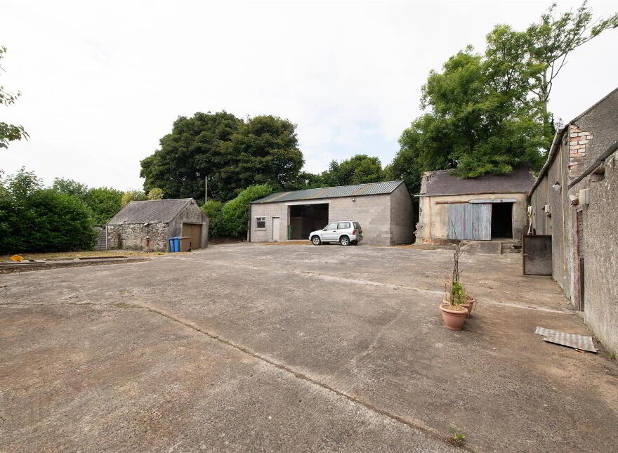 93 Dromore Road, Ballynahinch, BT24 8HU
