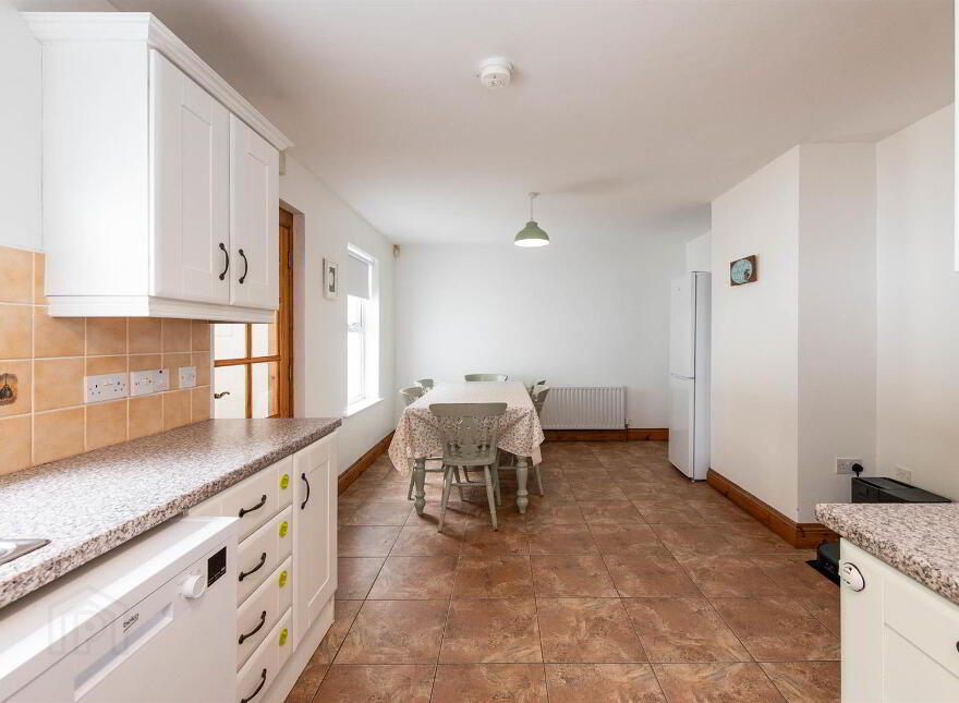 93 Dromore Road, Ballynahinch, BT24 8HU