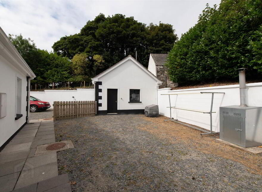 93 Dromore Road, Ballynahinch, BT24 8HU