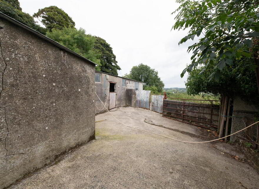 93 Dromore Road, Ballynahinch, BT24 8HU