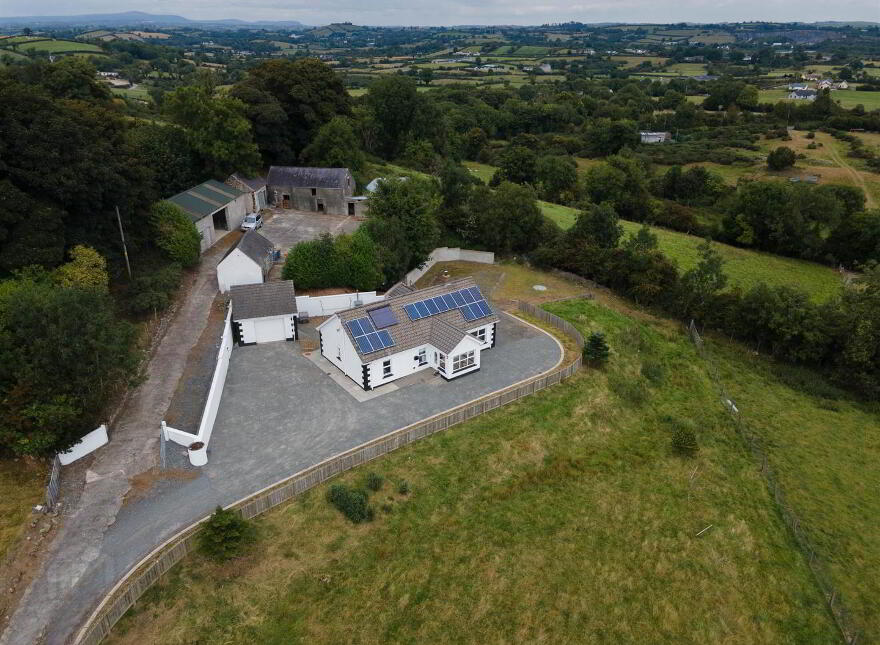 93 Dromore Road, Ballynahinch, BT24 8HU