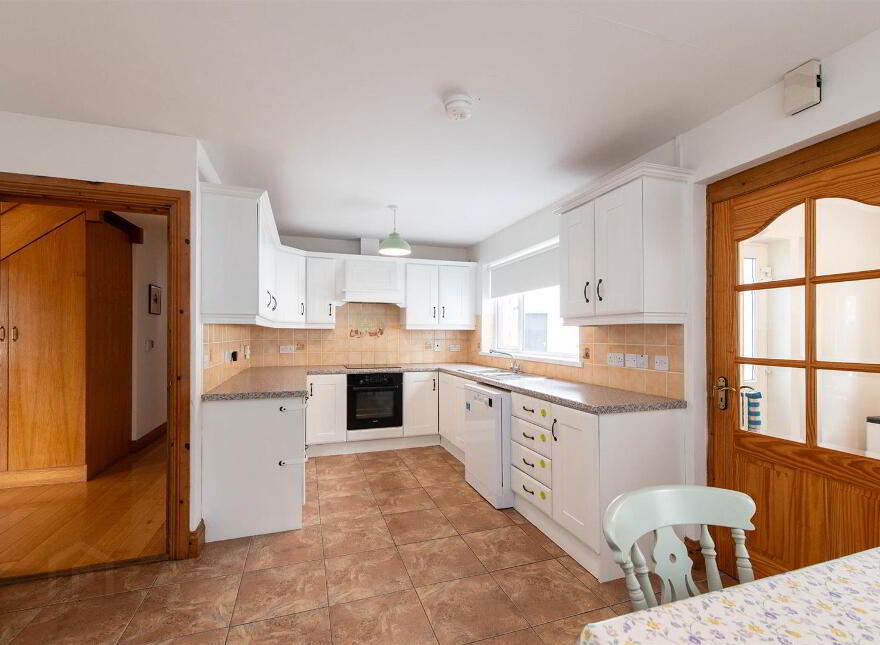 93 Dromore Road, Ballynahinch, BT24 8HU