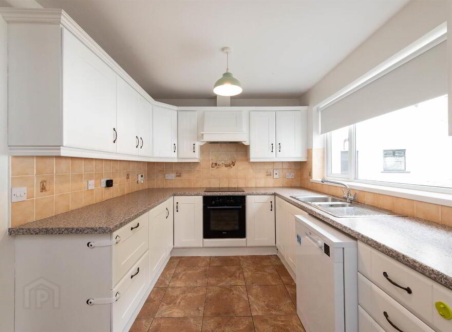 93 Dromore Road, Ballynahinch, BT24 8HU