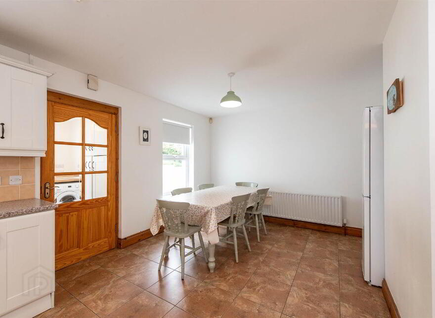 93 Dromore Road, Ballynahinch, BT24 8HU