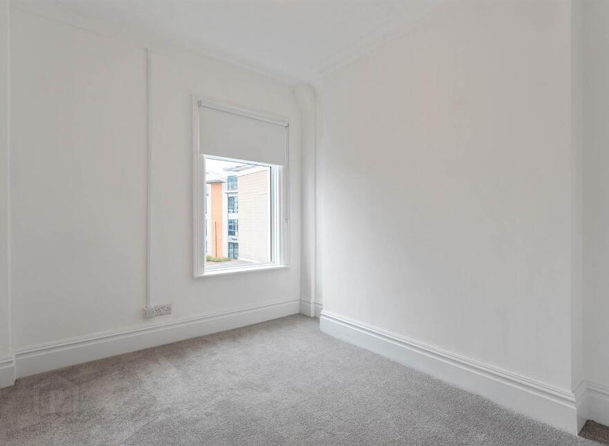 18 Ean Hill, Holywood, BT18 9LQ
