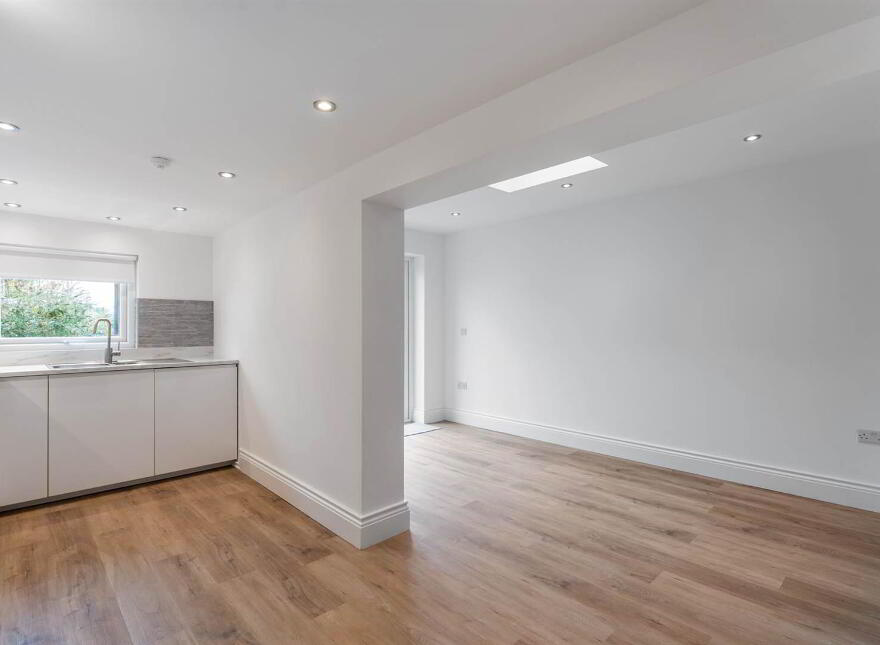18 Ean Hill, Holywood, BT18 9LQ